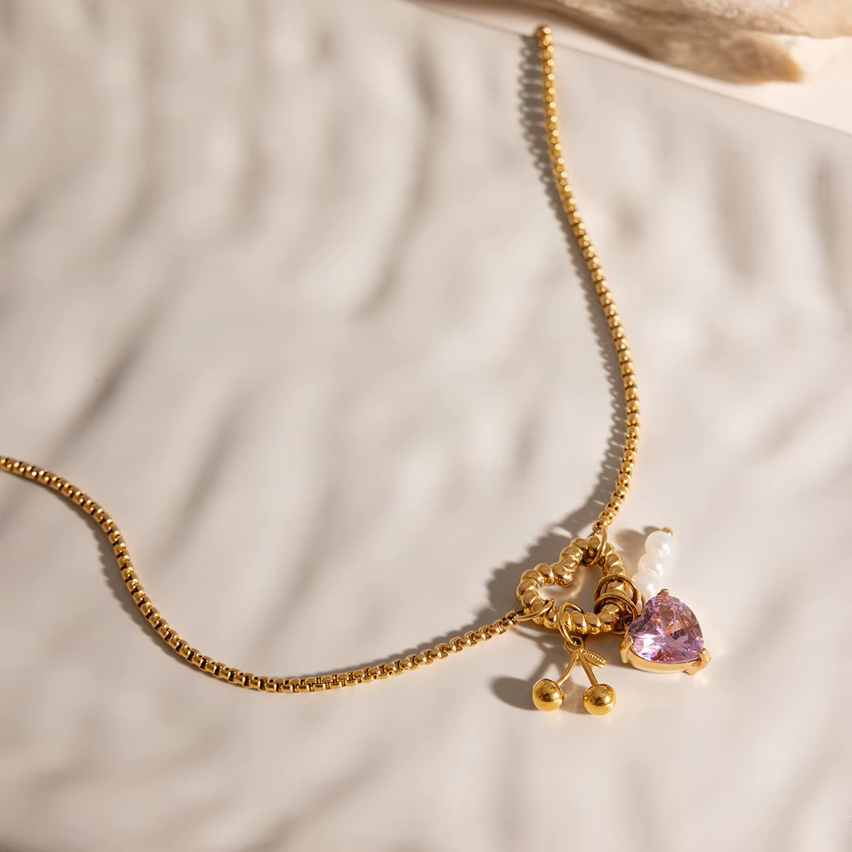 Collier couleur de femme
